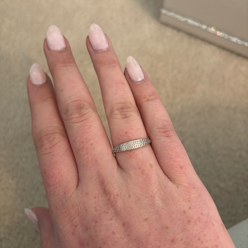 Suetables Silver Ring